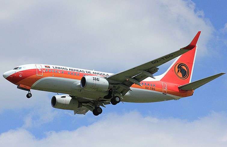 The Angolan Airline (TAAG) is the only company with direct flights between Cuba and Africa.