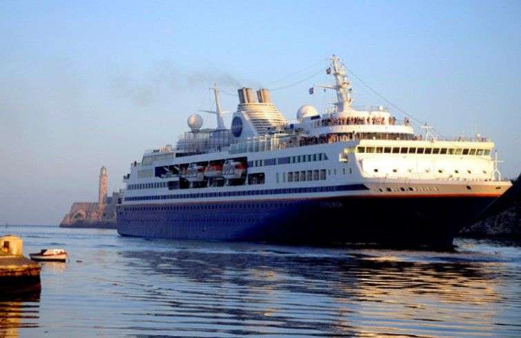 Crucero Semestre en el Mar / Tomado de Juventud Rebelde.