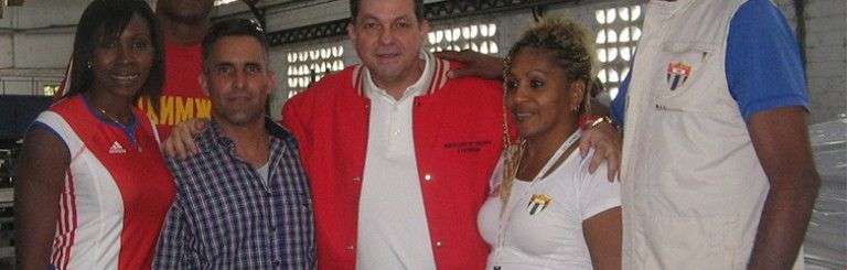 Luis Andrés Rodríguez Crespo , tercero de izquierda a derecha