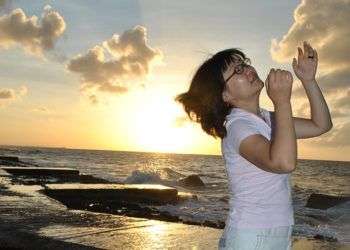 Guo Lingxia (Alicia) se "reenergiza" frente a la costa cubana