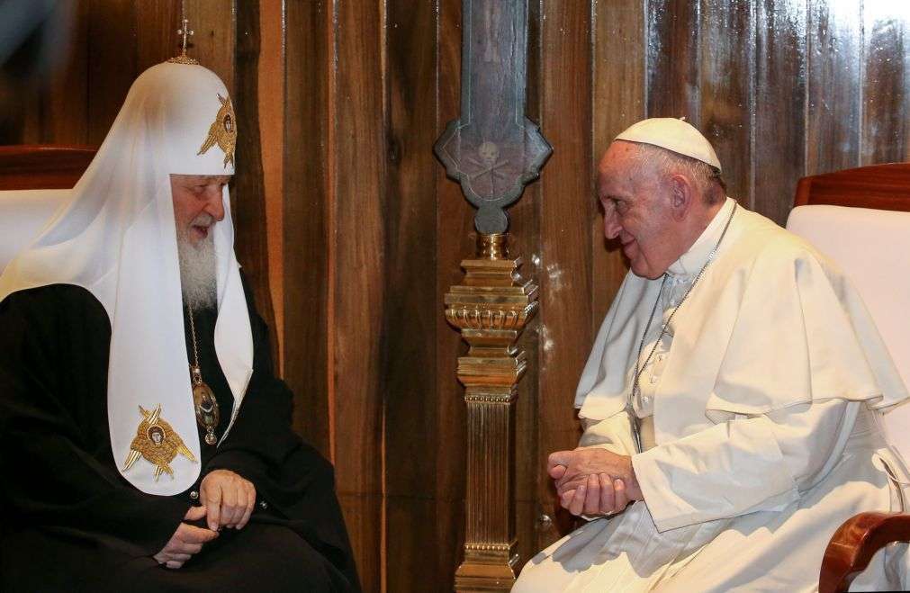 El papa Francisco y el patriarca ortodoxo ruso Kiril, durante un encuentro en La Habana en 2016. Foto: Alessandro Di Meo / EPA / Archivo.