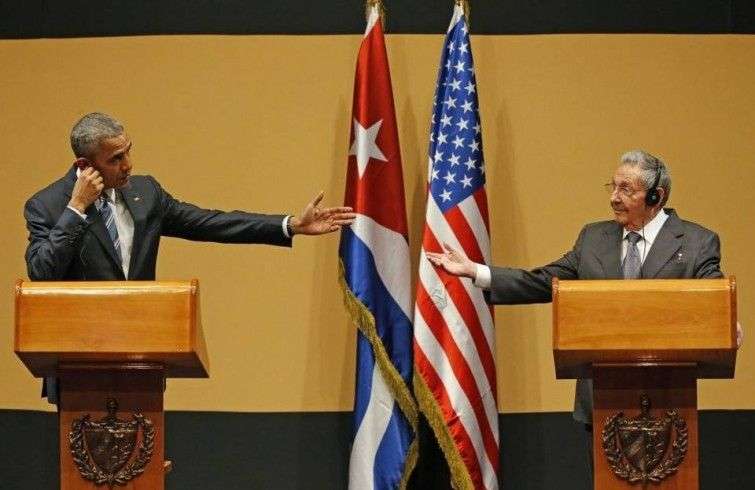 Barack Obama junto a Raúl Castro durante su visita a La Habana. Foto: Al Díaz / Miami Herald