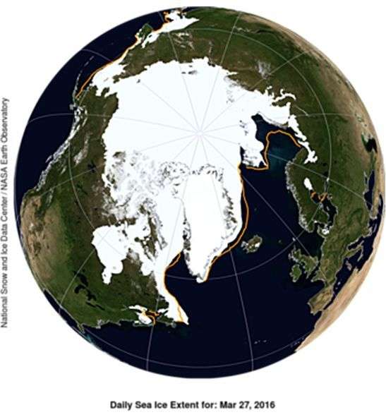 Imagen generada por computadora de la extensión del hielo ártico este 27 de marzo. La línea naranja muestra la extensión promedio del período 1981–2010. Imagen cortesía del NSIDC.