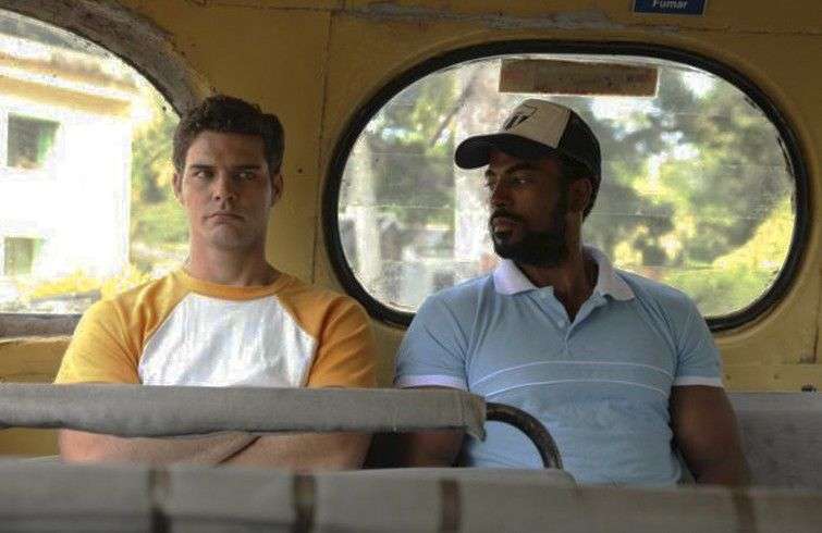 Armando Miguel y Yotuel Romero, en El acompañante / Fotograma de la Película