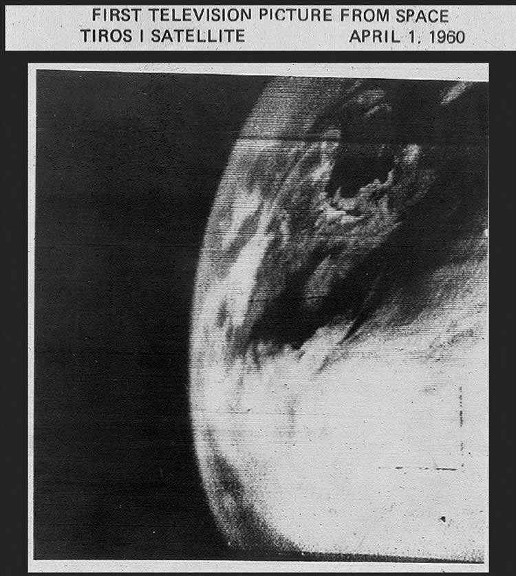 El satélite norteamericano TIROS-1 fue el primer satélite meteorológico de la historia. Esta es una de las primeras imágenes que muestra el nordeste de los Estados Unidos.