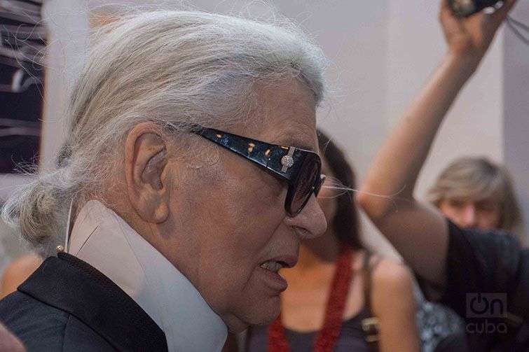 Karl Lagerfeld asiste a la exposición dedicada a sus fotografías en La Habana, mayo de 2016. Foto: Javier Martínez Acosta.