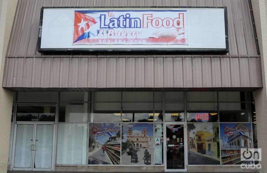 Inmigrantes cubanos han abierto docenas de negocios en Louisville a medida que ha crecido la comunidad cubana. Foto: Tracy Eaton.