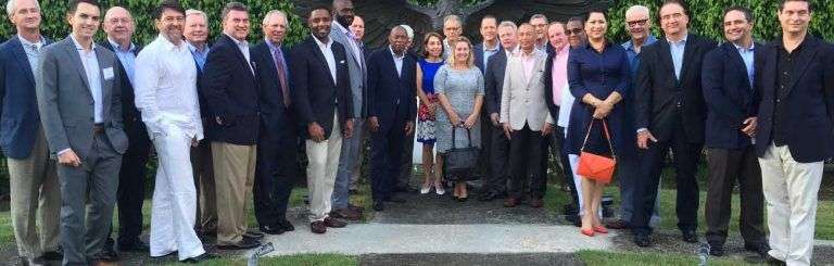 Sylvester Turner y su delegación junto a Jeffrey DeLaurentis en La Habana. Foto cortesía del entrevistado.