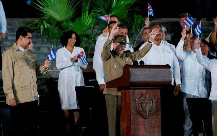 Raúl Castro dio el último discurso del duelo nacional por la muerte de su hermano, el líder cubano Fidel Castro. Foto: ACN.