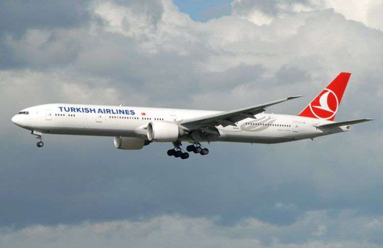 Boeing 777-300ER de Turkish Airlines. Foto: Robert Underwood / Wikimedia Commons.