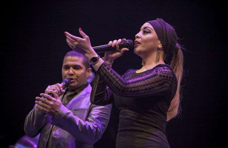 Idania Valdés con Carlos Calunga. Foto: kulturzeitschrift.at.