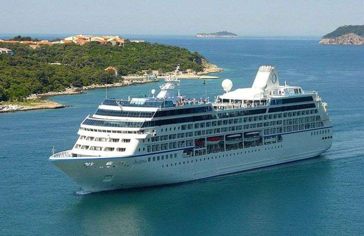 El crucero Insignia, de Oceania Cruises. Foto: todocruceros.com.