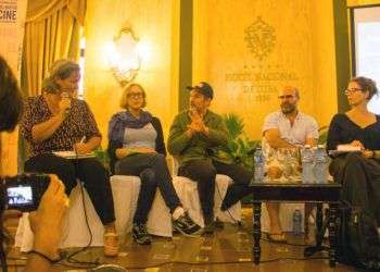 Panel organizado por el Instituto Sundance en el Festival del Nuevo Cine Latinoamericano de La Habana en diciembre de 2015. Foto: Facebook/Sundance Film Festival.