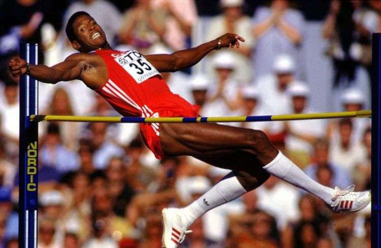 Javier Sotomayor podría perder su récord mundial en salto alto. Foto: swingcompleto.com.