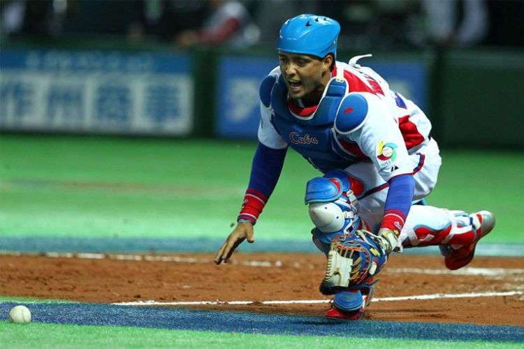 Frank Camilo Morejón fue de los mejores bateadores cubanos en el evento. Foto: @WBCBaseball.