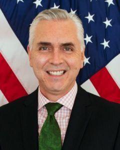 Scott Hamilton, Encargado de Negocios interino de la Embajada de los Estados Unidos en Cuba. Foto tomada del sitio de la Embajada de los Estados Unidos en Cuba.