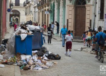 Basurero en Centro Habana. Foto: Otmaro Rodríguez.