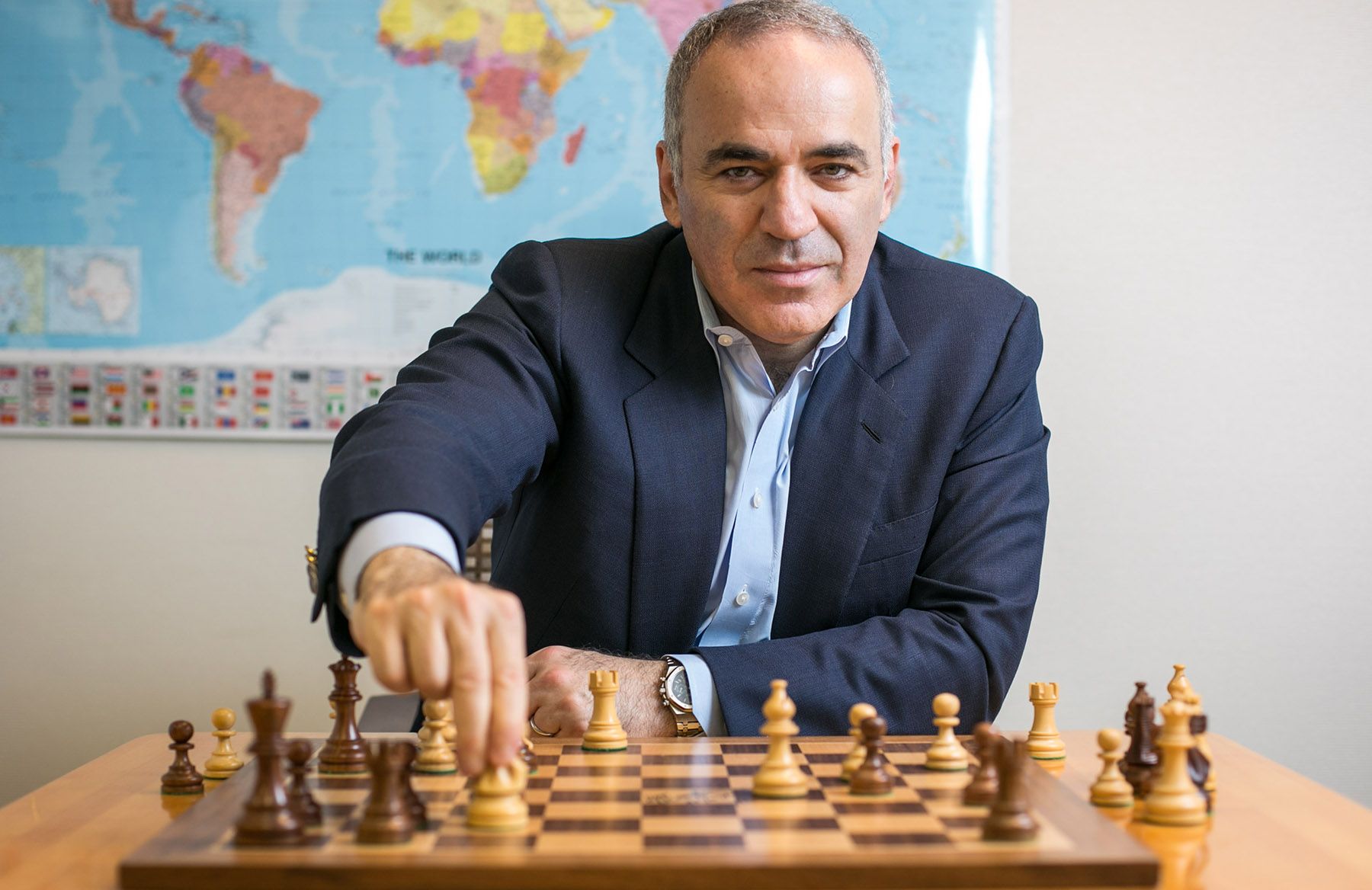 Uma das partidas mais belas de Garry Kasparov, o Ogro de Baku