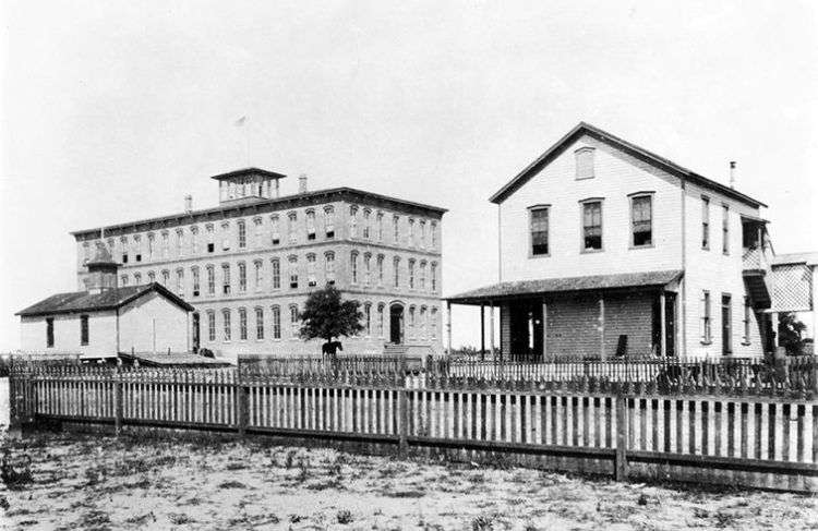 Fábrica de tabaco de Tampa, de finales del siglo XIX.