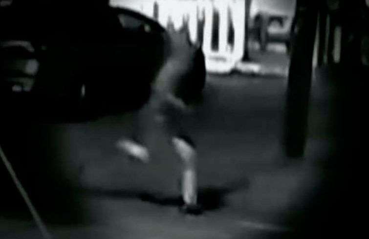 Captura de video de uno de los asesinatos tomado por una cámara de seguridad y revelado por la policía de Tampa a finales de octubre. Fuente: Fox News.