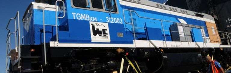 Una de las siete locomotoras rusas llegadas este martes a Cuba. Foto: Prensa Latina.