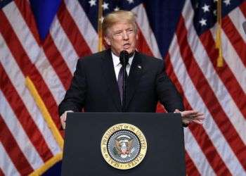 El presidente Donald Trump al momento de dar su discurso sobre seguridad nacional en Washington el 18 de diciembre del 2017. Foto: Evan Vucci / AP.