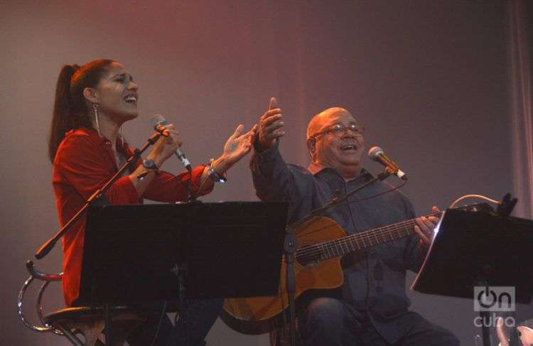 La delegación al festival Artes de Cuba, en EE.UU. incluirá a grandes embajadores de la cultura cubana, entre ellos Pablo Milanés, quien cantará junto a su hija Haydée. Foto: Roberto Ruiz.