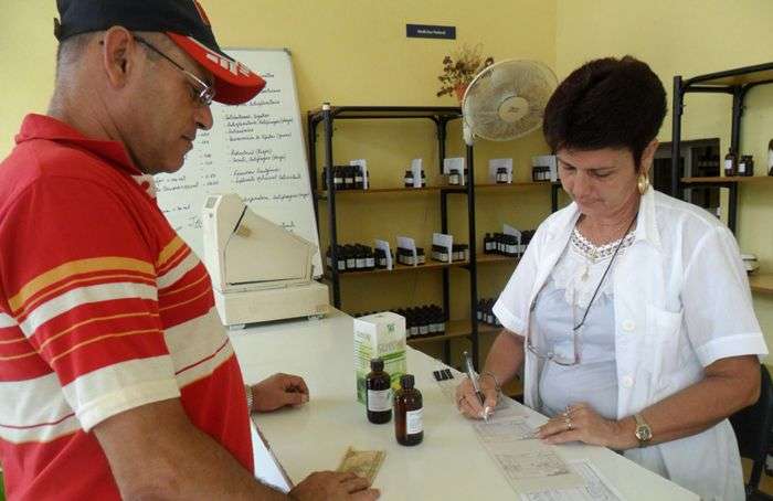Farmacia en Cuba. Foto: Cubahora.cu.