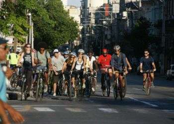 “Bicicletear La Habana”: un paseo por la ciudad el primer domingo de cada mes. Foto: Luis Manuel Azua Torres / MontainCuba.