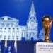 El trofeo de la Copa del Mundo es desplegado durante el Congreso de la FIFA en la víspera de la inauguración del torneo en Moscú, Rusia, el miércoles 13 de junio de 2018. Foto: Pavel Golovkin / AP.