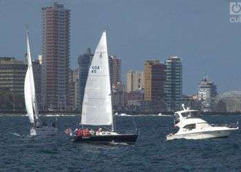 Regata Torreón de la Chorrera en La Habana. Foto: Otmaro Rodríguez.