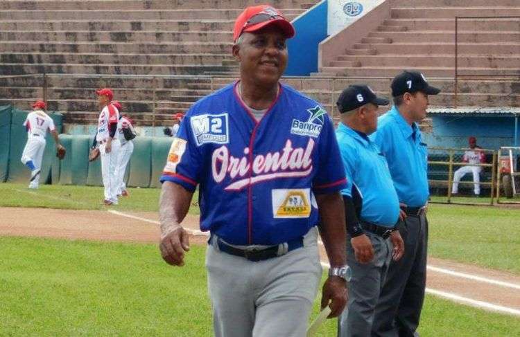Rey Vicente Anglada como director en la liga de Panamá. Foto: El Siglo.