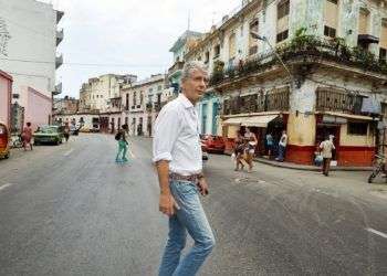 Anthony Bourdain en La Habana. Foto: Medium de Anthony Bourdain.