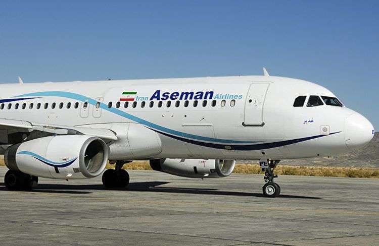 Avión de la compañía aérea iraní Aseman Airline. Foto: Financial Tribune.