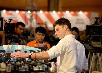 Dale Harris, campeón mundial de barismo, defiende la popularidad y los valores del café. Foto: loveramics.com