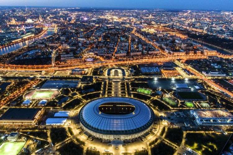 Desde el aire el estadio Luzhniki de Moscú, donde se realizará la final de la Copa del Mundo Foto: Dmitry Serebryakov/AP.