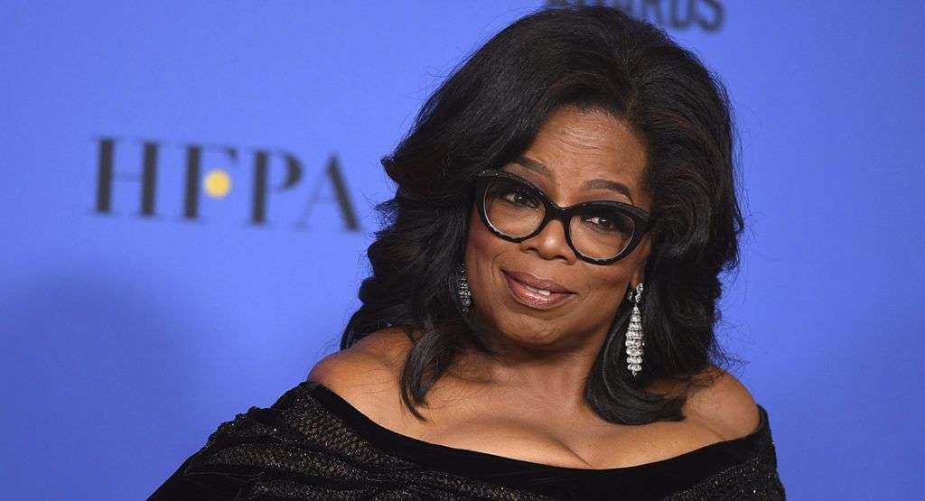 Oprah Winfrey al aceptar el Premio Cecil B. DeMille en la 75° entrega anual de los Golden Globe Awards. Foto: Jordan Strauss / Invision / AP.