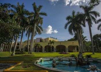 Centro Internacional de Salud La Pradera, en La Habana, donde son tratados la mayoría de los enfermos estadounidenses con cáncer que viajan a la Isla. Foto: Desmond Boylan / PRI.