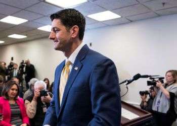 El presidente de la Cámara de Representantes de EE.UU., el republicano Paul Ryan, se opone a los aranceles que busca imponer el presidente estadounidense, Donald Trump, a la importación de acero y aluminio. Foto: Jim Lo Scalzo / EFE.