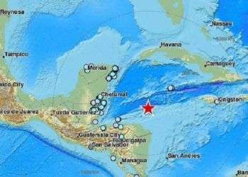 Un terremoto de 7,6 grados de magnitud en la escala de Richter se registró el martes 9 a las 21:00 horas frente a las costas de Honduras, en el mar Caribe.