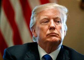 Donald Trump canceló su viaje a Londres. Foto: Evan Vucci / AP.