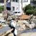 Escombros provocados por las intensas lluvias e inundaciones en Hiroshima, en el suroeste de Japón, el 10 de julio de 2018. Foto: Ryosuke Ozawa / Kyodo News vía AP.