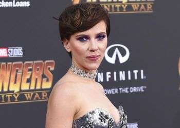 En esta foto del 23 de abril del 2018, Scarlett Johansson llega al estreno mundial de "Avengers: Infinity War" en Los Angeles. Foto: Jordan Strauss / Invision / AP.