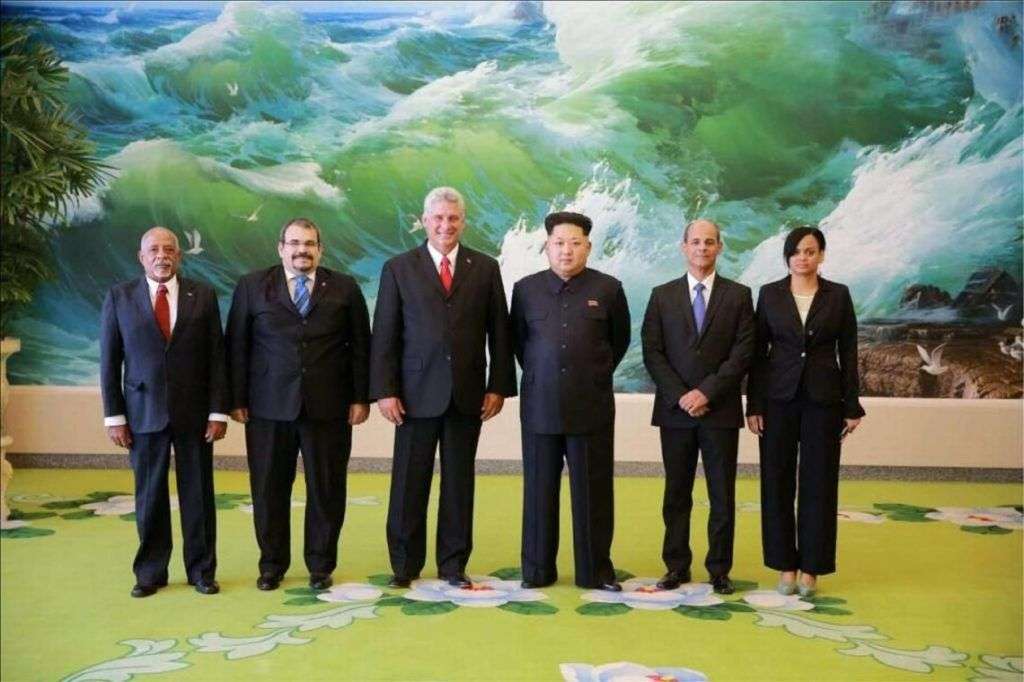 Miguel Díaz-Canel, como primer vicepresidente, durante visita a Corea del Norte.