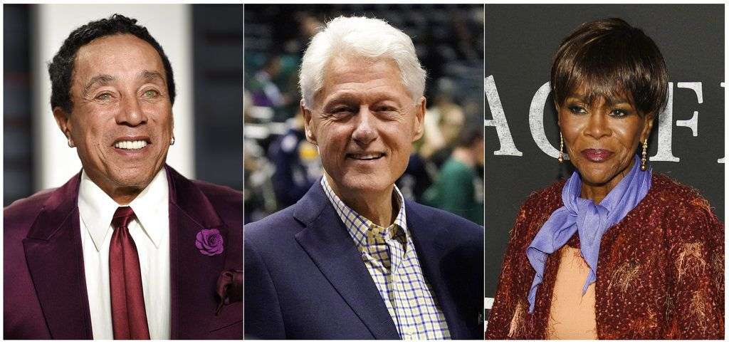 Smokey Robinson, el ex presidente Bill Clinton, y Cicely Tyson. Foto: AP.