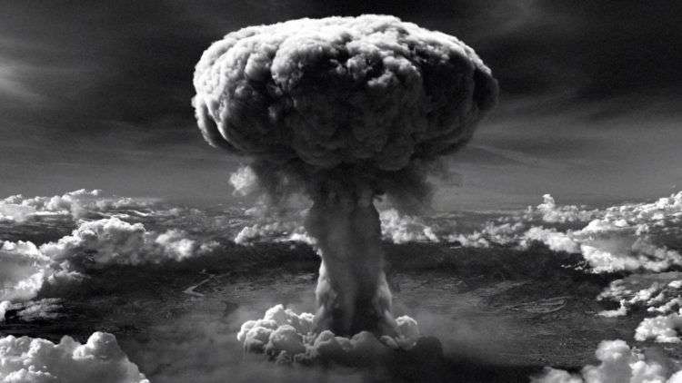 La bomba atómica lanzada por EEUU sobre Hiroshima y Nagasaki mató a unas 210 000 personas y dejó daños de salud en varias generaciones.