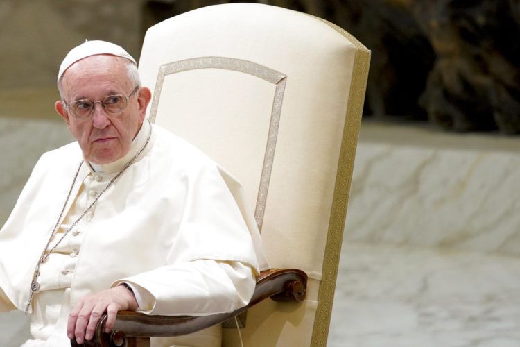 El papa Francisco realiza su audiencia semanal general en el Vaticano el miércoles, 22 de agosto de 2018. Foto: Andrew Medichini / AP.