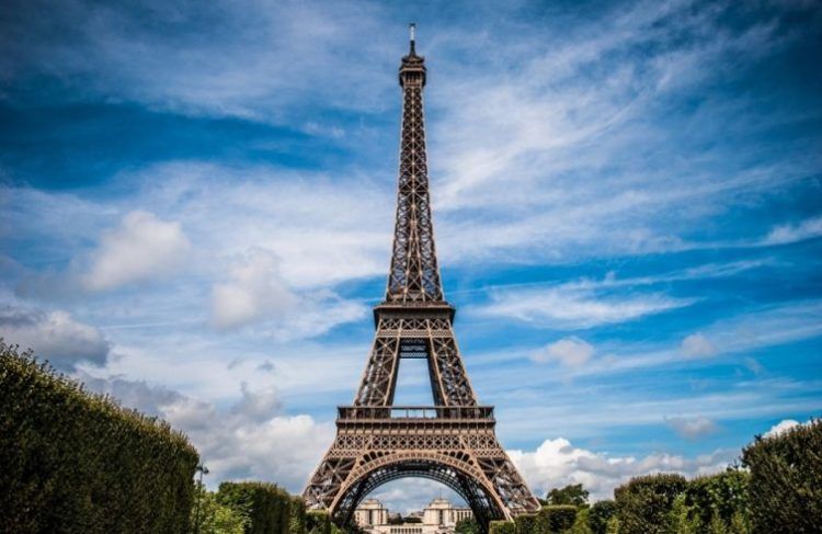 Torre Eiffel, símbolo de Francia. Foto: pxhere.com