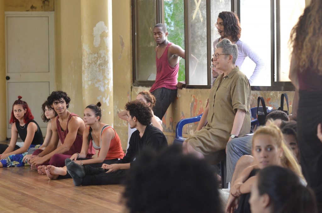 Danza Contemporánea de Cuba estrenará "Los amores de Marte y Venus", una obra coreografiada por Lea Anderson. Foto: Adolfo Izquierdo.