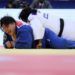 Idalis Ortiz intentó sin suerte marcar frente a la japonesa Sarah Asahina en la final del Mundial de Bakú. Foto: EFE/ Zurab Kurtsikidze